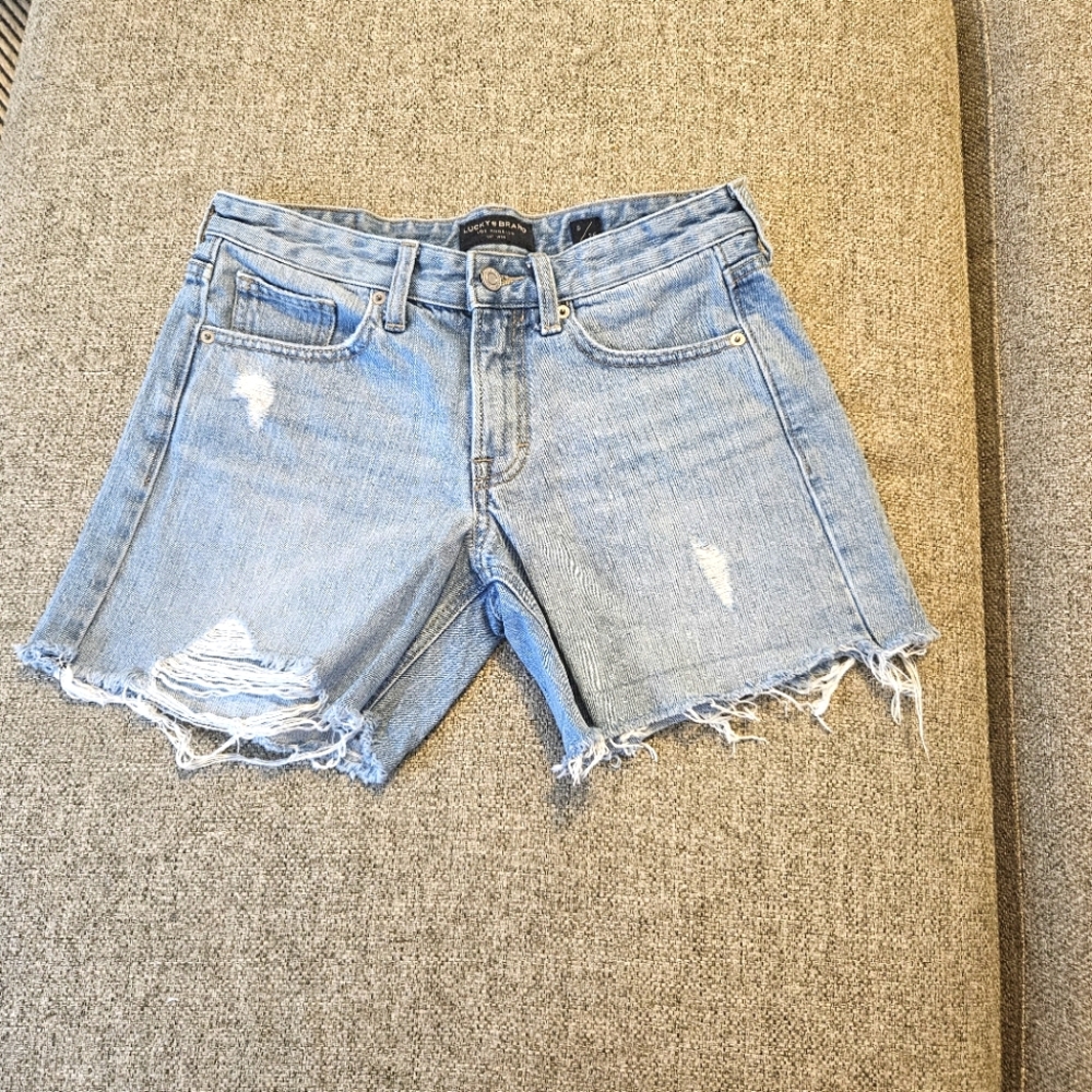 Lucky Brand Women 0/25 Distressed Denim Mid-Rise Cutoff Boyfriend Jean Shorts